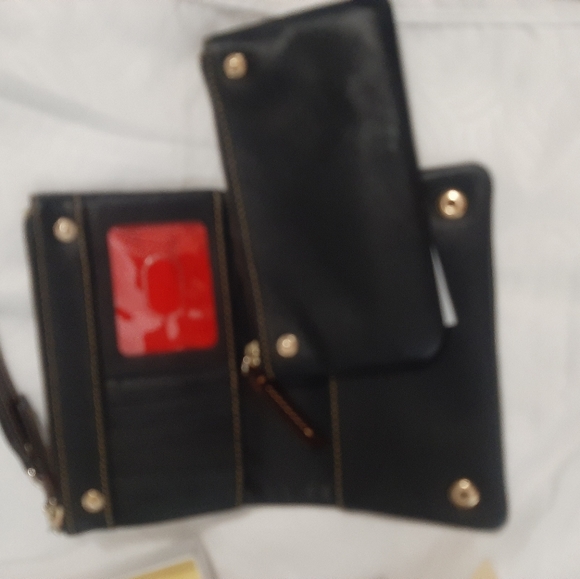 Wallet - Picture 2 of 3
